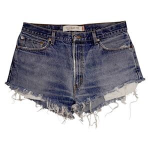 Levi’s 505 Regular Fit Cutoff Denim Shorts 36W Light Wash Distressed